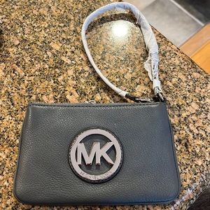 NWOT Michael Kors Wristlet